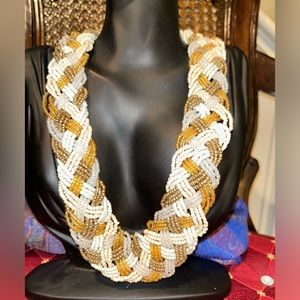 Nude tones seed beaded necklace